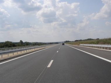 Къде има ограничения на движението по пътищата днес