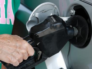 Саудитска Арабия увеличи цените на бензина двойно