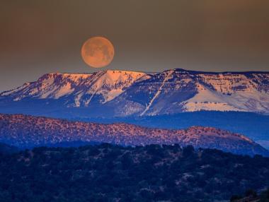 Синя и кървава луна ще съвпаднат на 31 януари