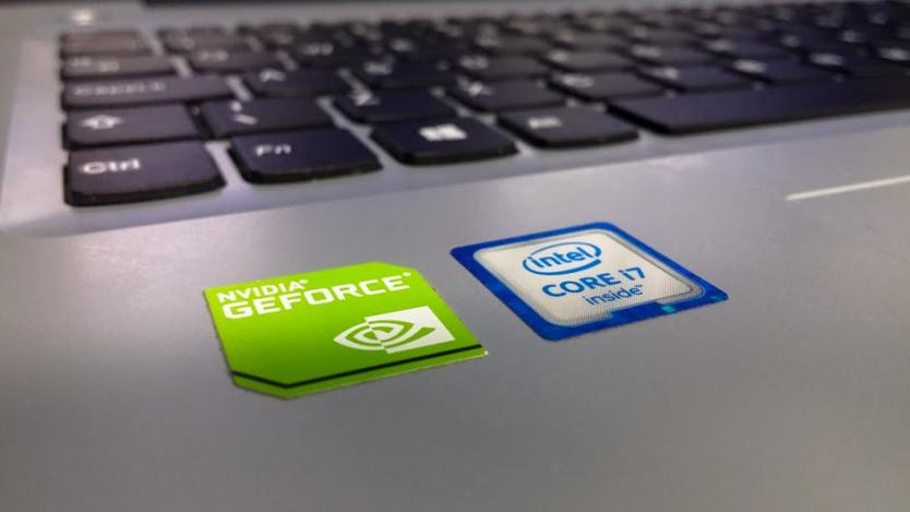 Какво трябва да знаем за дупката в сигурността на Intel, засягаща почти всички компютри по света