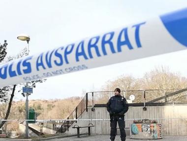 Двама ранени при експлозия до метрото в Стокхолм