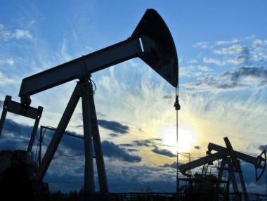 Цената на петрола достигна невиждан от 2014 г. връх