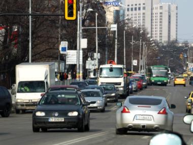 Още по-сериозни санкции за неправилно изпреварване и насрещно каране