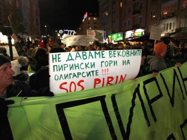 Протестът „За“ Пирин се разраства в 16 града и в чужбина