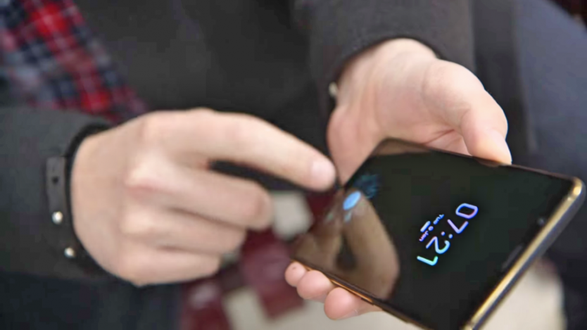 Vivo представи първия дисплей с вграден пръстов отпечатък