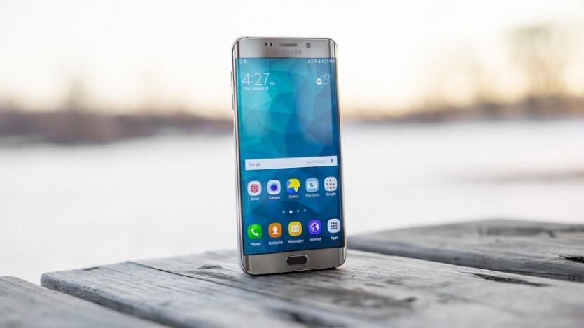 Телефоните на Samsung вече ще имат радио