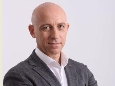 „700-800 лева - не знам кой получава такива ниски заплати в България“