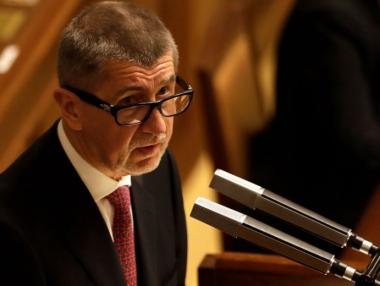 Чешкото правителство подаде оставка