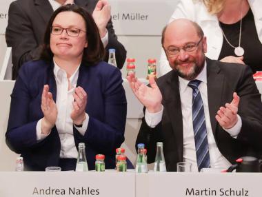 Партията на Шулц реши да преговаря с Меркел за съставяне на правителство