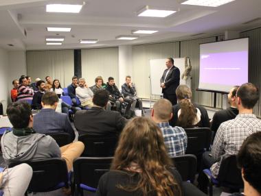 Приложение срещу телефонни измами спечели първия хакатон по е-управление