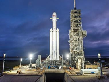 SpaceX не може да изстреля най-голямата си ракета