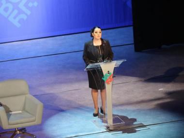 Лиляна Павлова се обяви срещу „фалшивите новини“