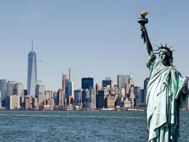 Конгресът отпусна временно финансиране на американското правителство