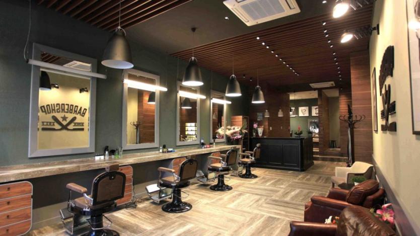 Луксозен бръснарски салон отвори врати в центъра на София