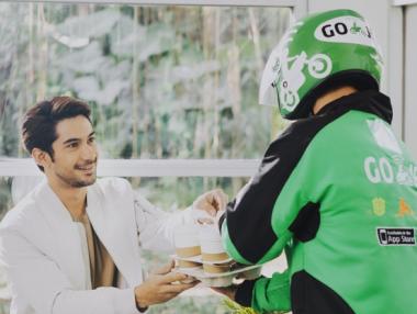 Google инвестира в индонезийския конкурент на Uber