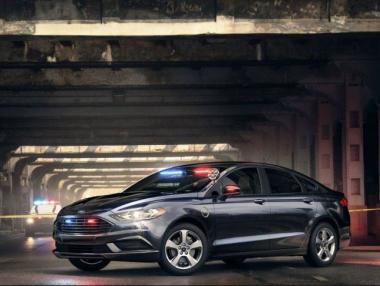 Ford ще прави автономна полицейска кола, която сама ще издава глоби