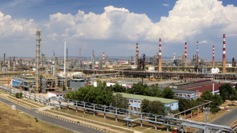 Община Бургас започва проверка на „Лукойл Нефтохим“ заради мръсния въздух