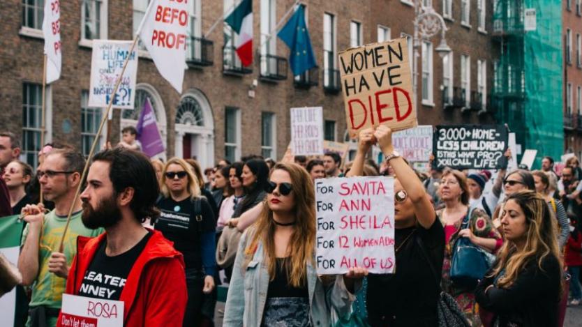 Ирландия може да отмени забраната на абортите