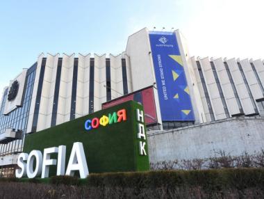 Още 50 млн. лв. за реклама и изхранване на европредседателството