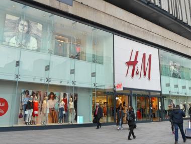 H&M затваря 170 магазина