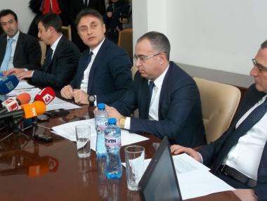 След скандалните разкрития БДЖ вдига заплатите на служителите