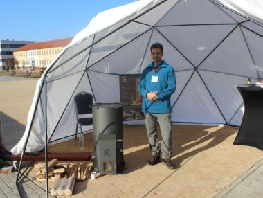 Е-болид и бездимна печка на дърва са хитовете на Европейския форум по екоиновации