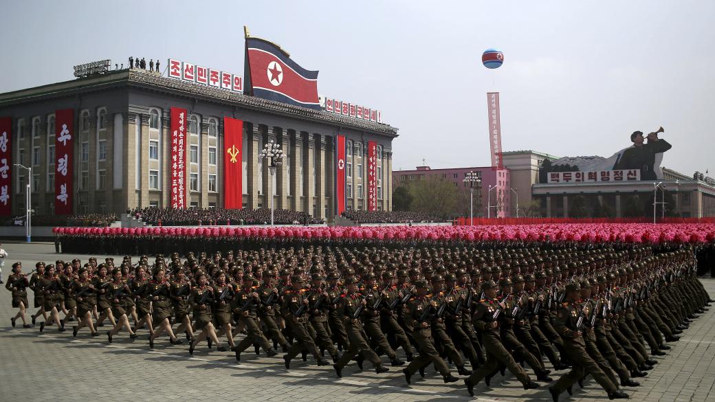 Ден преди старта на Олимпиадата в Пхенян се проведе военен парад