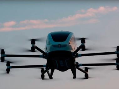 Първият автономен пътнически дрон полетя в Китай с пасажери на борда