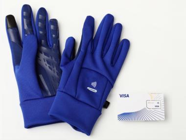 Visa пусна ръкавици за безконтактни разплащания