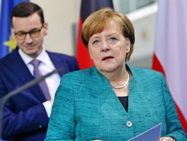 Меркел настоява за единна система на ЕС за приемане на бежанци