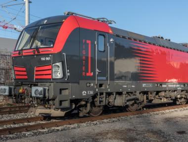 Първите два локомотива Vectron за ДМВ започват работа у нас до края на април
