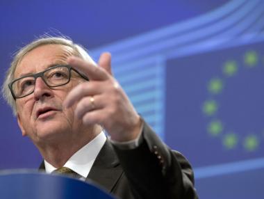 Юнкер: Трябват няколко милиарда за укрепване на границите