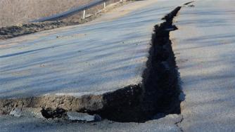 АПИ плаща 2.5 млн. лв. за ремонт на 160 метра път