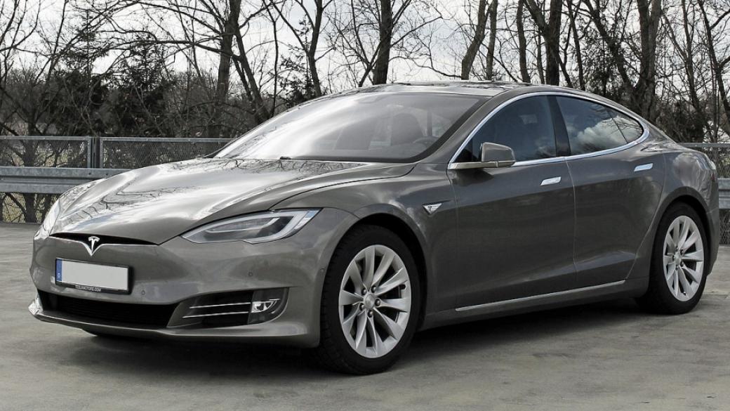 Tesla е обвинена, че съзнателно е продавала дефектни електромобили