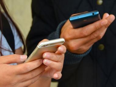 Първи спад на пазара на смартфони за повече от десетилетие