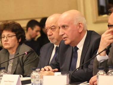 До края на март всички министерства и агенции трябва да са свързани