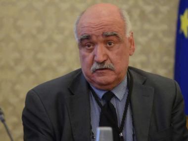 Скандалът със Здравната каса вкара Камен Плочев в болница