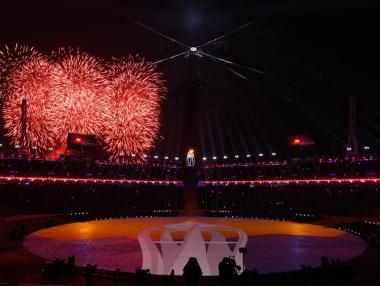 Елегантност и ефекти на закриването на Олимпиадата