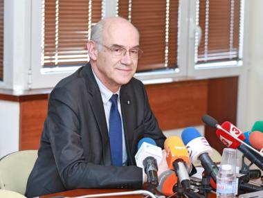 Иванов: Законът не дава право на КЕВР да провери сделката за ЧЕЗ