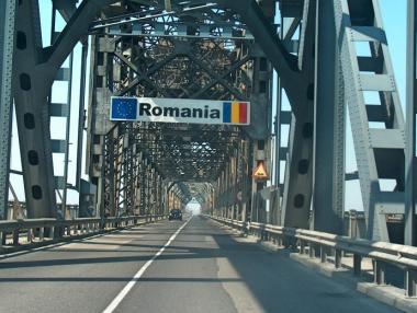 „Дунав мост“ е затворен за камиони за неопределено време