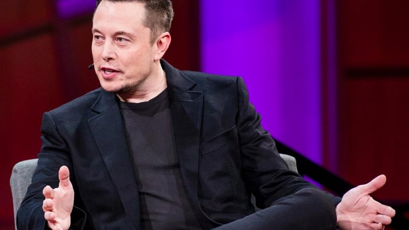 SpaceX изведе в Космоса сателит с размера на автобус (видео)