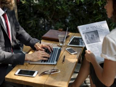 Жените в ЕС са получили средно 16% по-малко от мъжете през 2016 г.