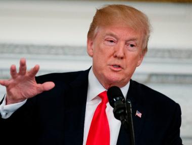 Тръмп наложи по-високите мита за стоманата и алуминия