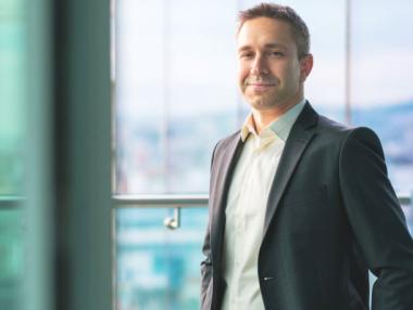 Даниел Шопов е новият търговски директор за България, Македония и Албания на Avon