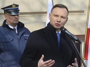 Полският президент поиска още правомощия