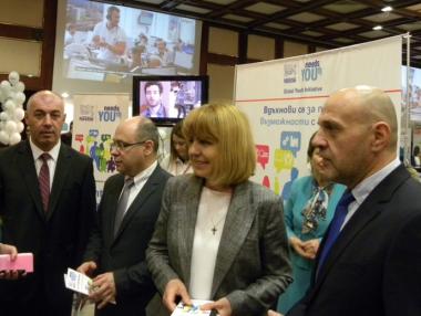 Хората нямат представа каква работа се предлага в градовете им