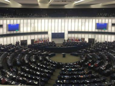 С обиди и закачки се кове бъдещето на Европейския съюз