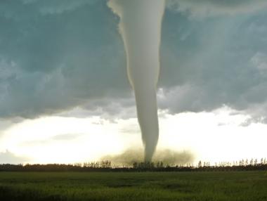 Торнадо със скорост 220 км/ч връхлетя Южна Италия