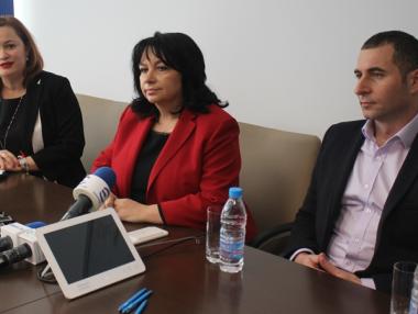 10 компании искат да доставят тръби за интерконектора с Гърция