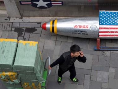 Китай в готовност с контра-мита срещу САЩ